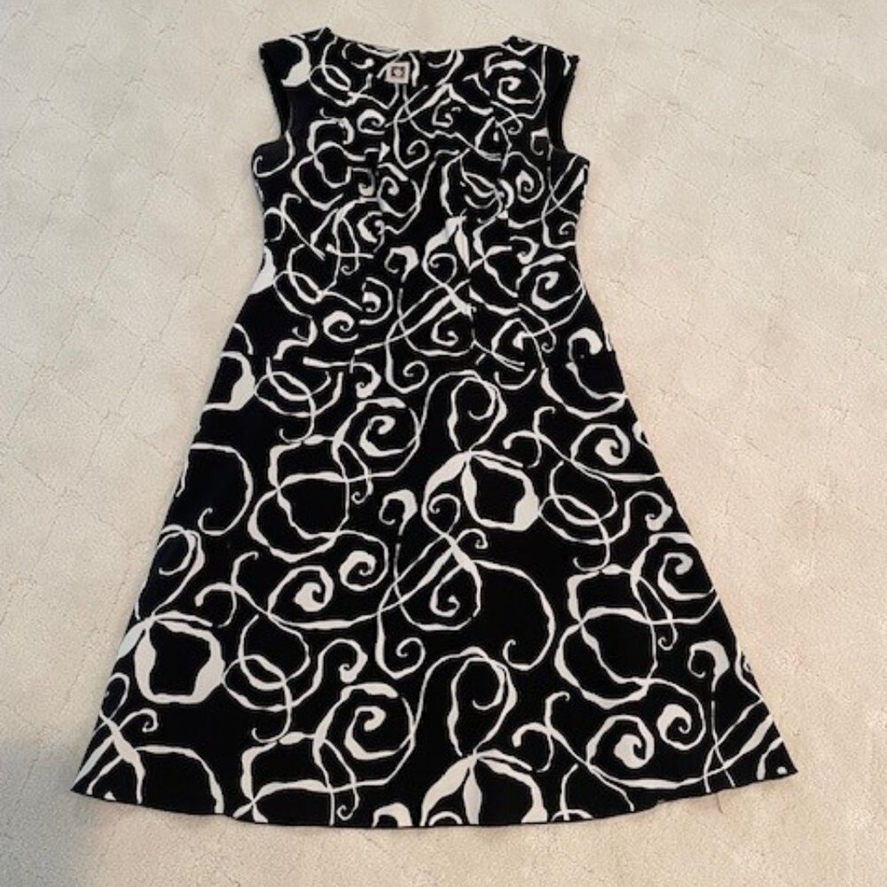 Anne Klein Sleeveless Fit & Flare Black & White Geometric Print Dress – Size 8